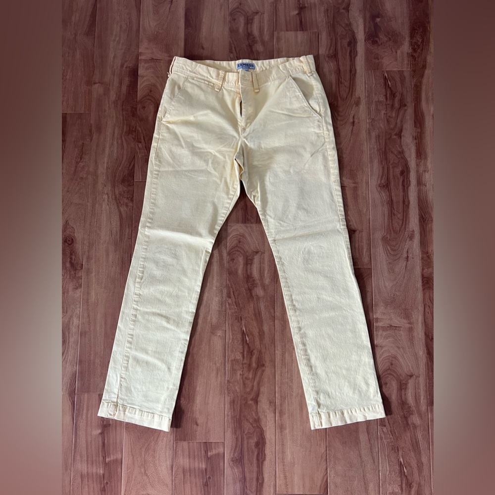 Express Chinos Yellow